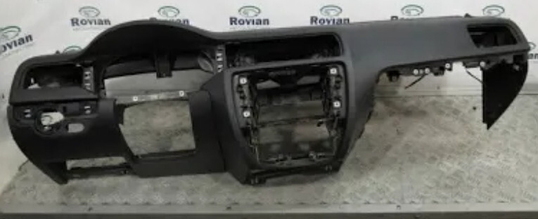 Торпедо Volkswagen Jetta 6  2015 2.0 Дизель 