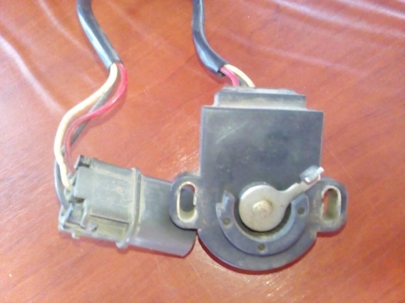 Датчик положения дроссельной заслонки Nissan Terrano II  1995 универсал 2.4 Бензин Одесса