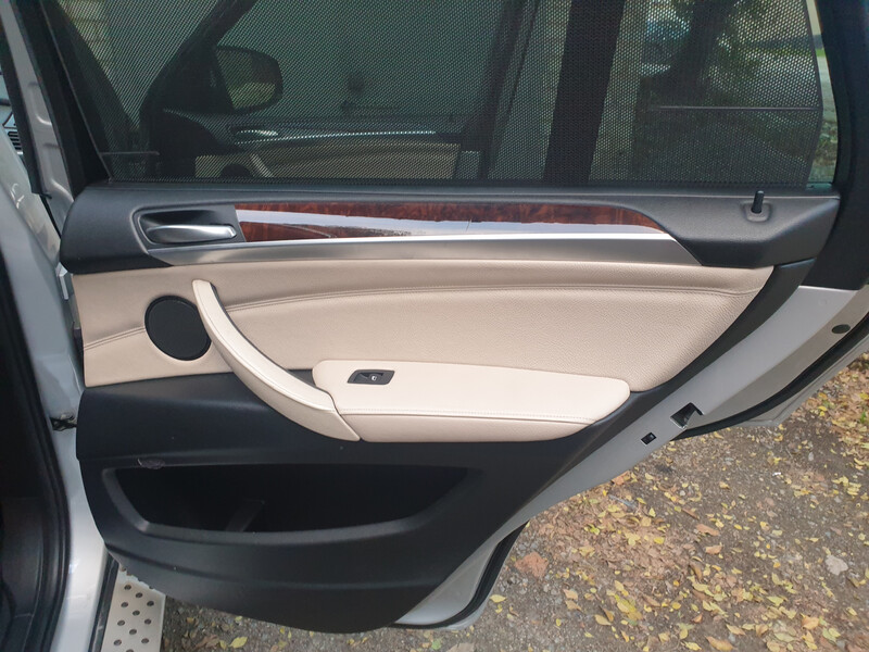 Карты дверей задние: левая, правая BMW X5 E70  2011 3.5 Бензин 