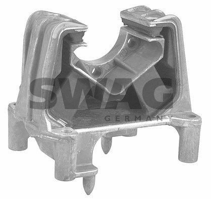 Задняя подушка двигателя 56 82 507   Opel Vectra