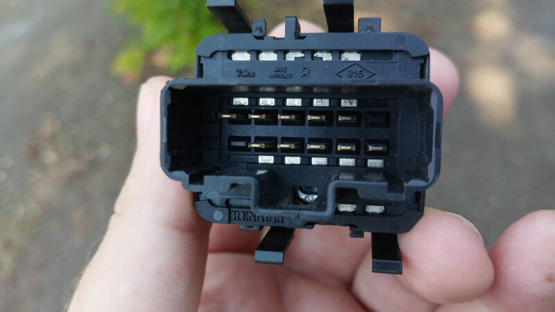 Кнопка склопідйомника Renault Megane 2  2005 хетчбек 1.6 Бензин 