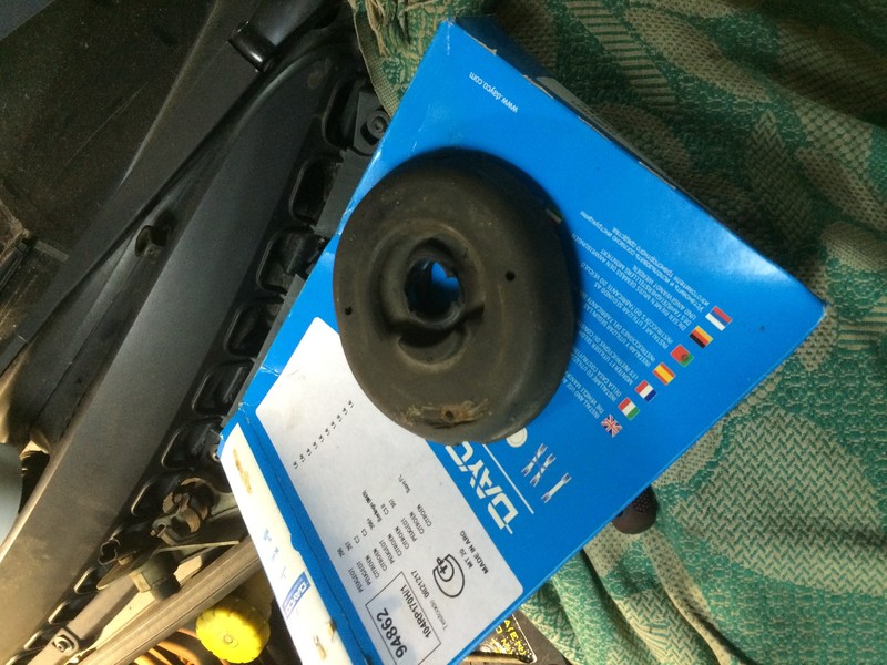 Подушка амортизатора Citroen C3 хетчбек 2003 р.  1.4 л бензин Київ