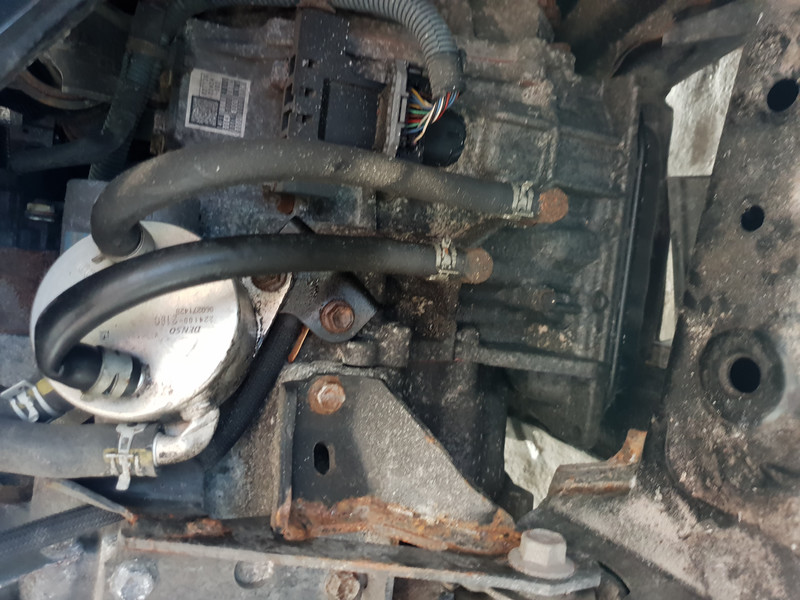 Маслоохладитель коробки передач Toyota Rav 4 2013 г.  2.5 л бензин Киев