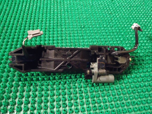 Г,  наружняя ручка двери водителя (с механизмом и датчиком) Nissan Note E11  2007 1.6 Бензин Днепропетровск