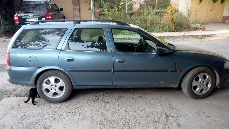 Рейлинги вдоль кузова Opel Vectra B  2000 універсал 2.0 Дизель Одеса