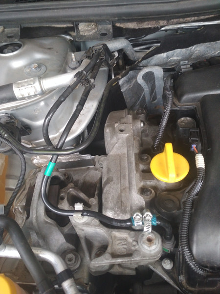 Топливная трубка Renault Megane 3  2011 универсал 1.6 Бензин Новгород-Северский