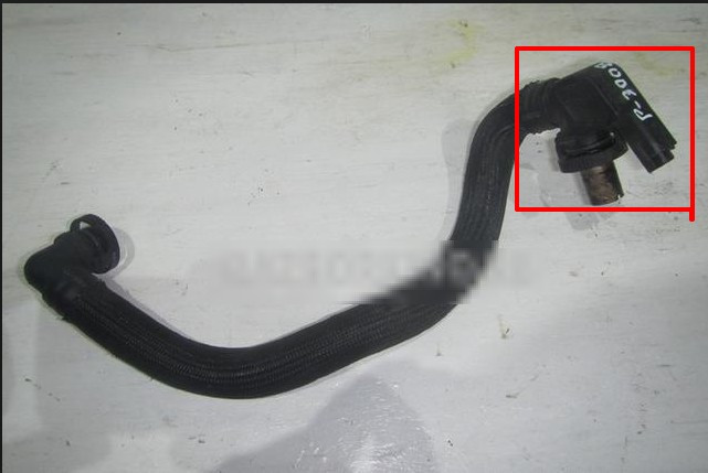 Трубка картерных газов Peugeot 308  2011 хетчбек 1.6 Бензин 