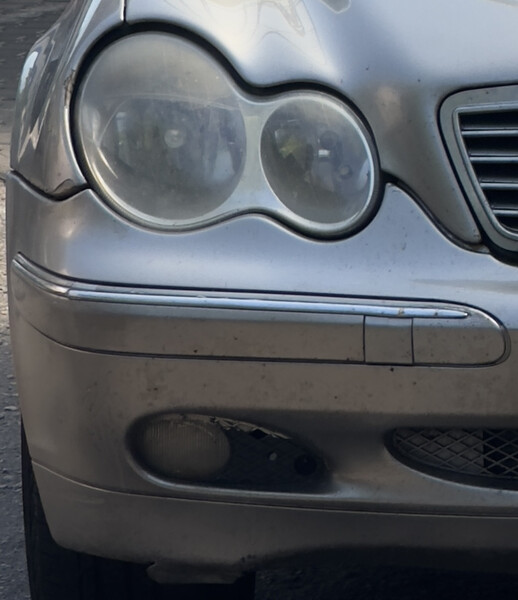 Молдинг бампера Mercedes C-Class 2003 г.  2.2 л дизель Одесса