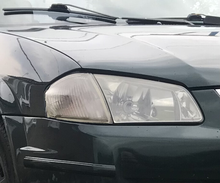 Поворотник Mazda 323  1998 1.5 Бензин Днепр