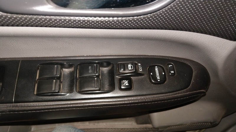 Блок кнопок склопідйомника Subaru Forester XT 2005 2.5 Бензин 