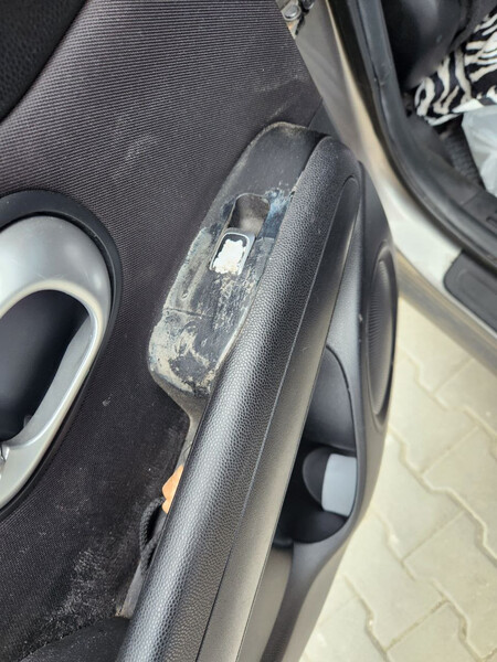 Лев задний блок управления стеклоподьемника Kia Soul 2  2017 хэтчбек 1.6 Бензин Одесса