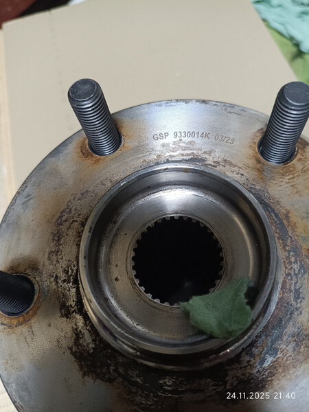 Ступица колеса Toyota RAV4  2014 2.4 Электро 