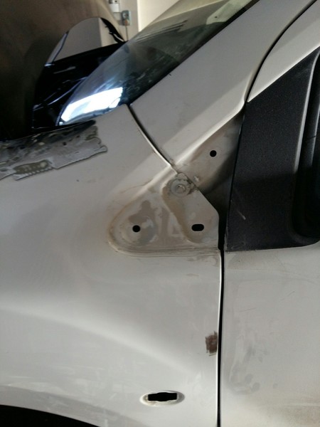 Накладки на крыло Peugeot Partner  2011 1.6 Дизель 