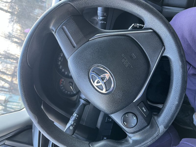 Кермо Toyota Corolla  2017 1.3 Бензин 