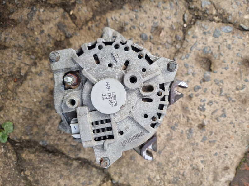 Генератор либо корпус Lincoln Town Car  2003 універсал 4.6 Бензин Ізмаїл