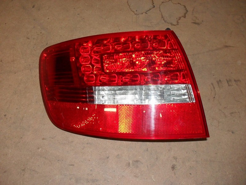 Фонарь задний левый в крыле Audi A6 с6 2011 универсал 2.0 Бензин Одесса