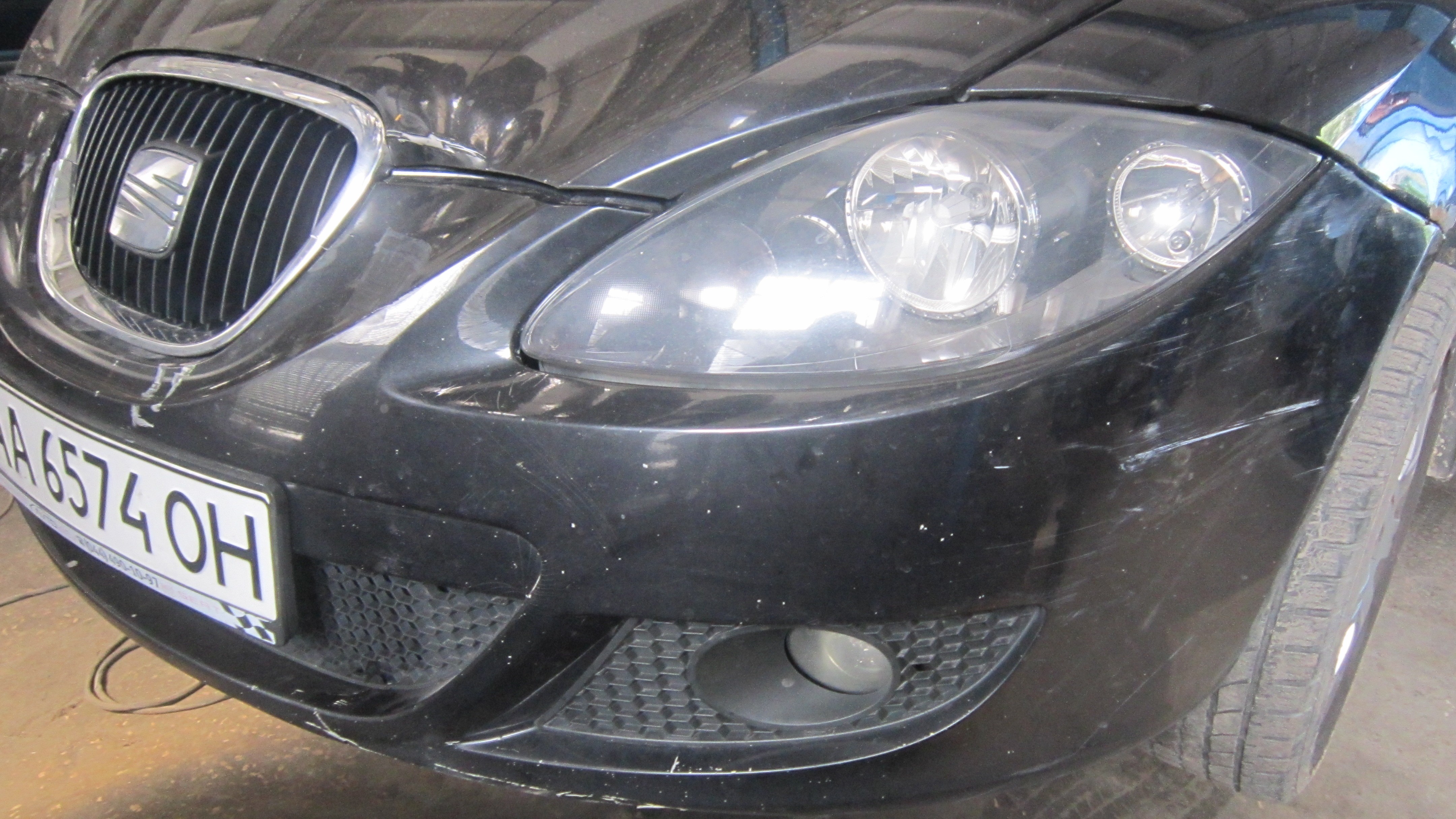 Бампер задній Seat Leon 2  2006 1.9 Бензин 
