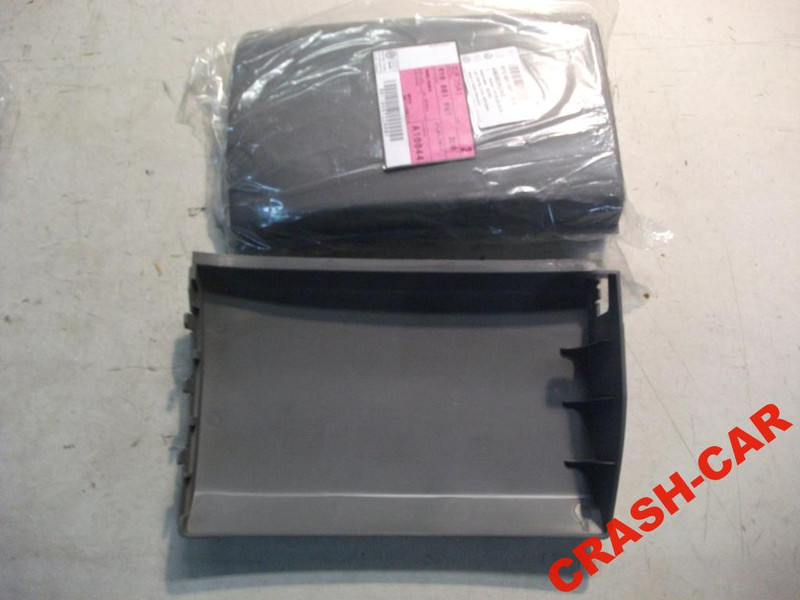 Кожух сидения 6y0881097 Skoda Fabia 2  2010 2.0 Дизель Хмельницький