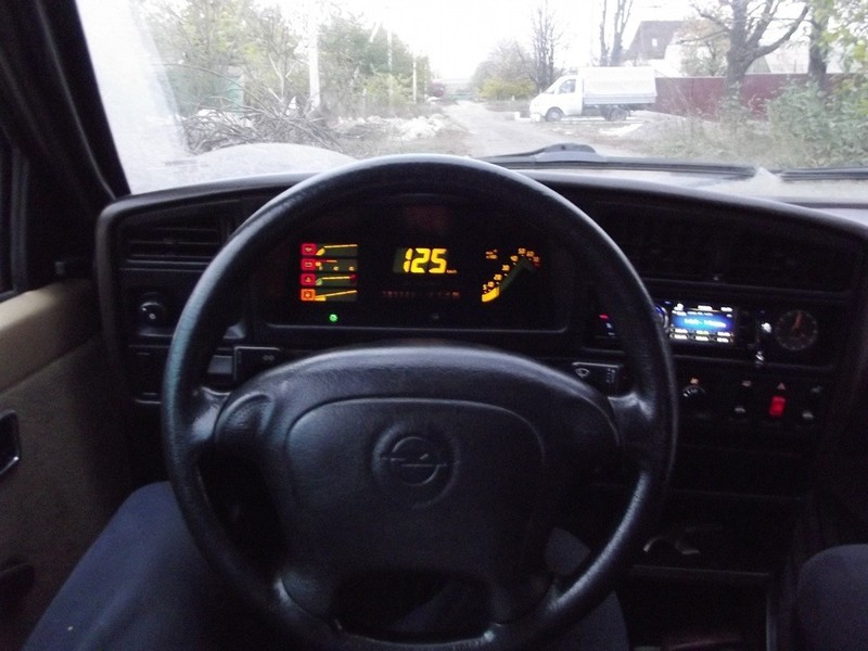 Панель приборов на Опель кадетт Opel Kadett E хэтчбек 1986 г.  1.8 л бензин Севастополь