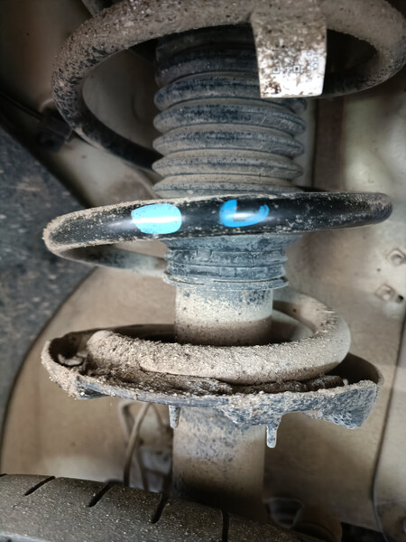 Пружина передняя левая Kia Sportage 4  2016 универсал 2.0 Дизель 