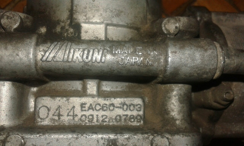 Дроссель в сборе mr507044 Mitsubishi Carisma  1997 1.8 Бензин Киев