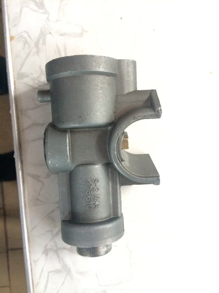 Замок зажигания+ключ Kia Shuma Sephia 2002 хэтчбек 1.6 Бензин Киев