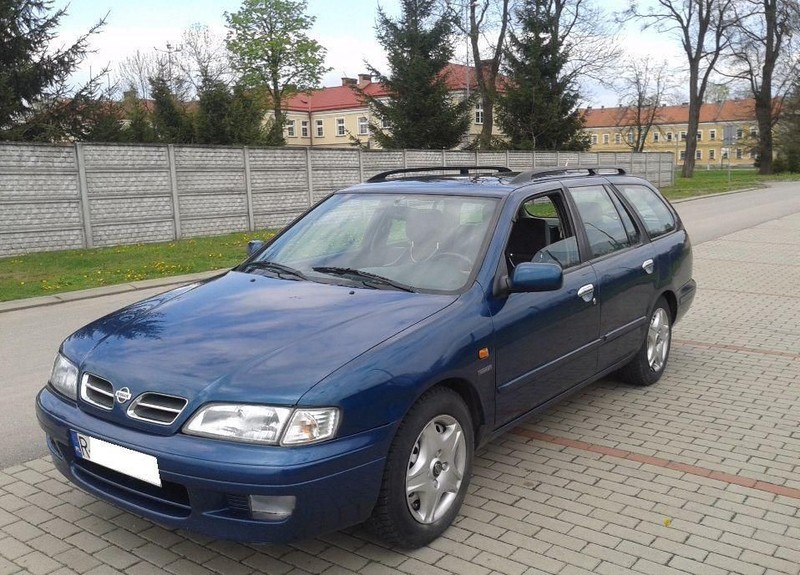 Крыло переднее левое Nissan Primera P11 1998 универсал 2.0 Бензин Мостиска