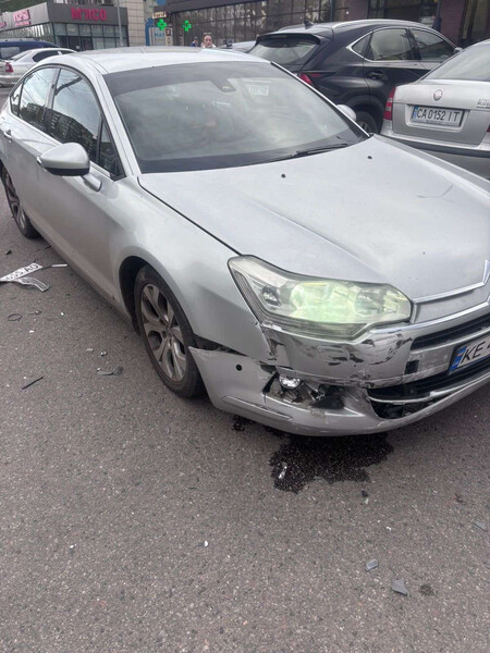 Бампер передній Citroen CX 5 2008  Электро 