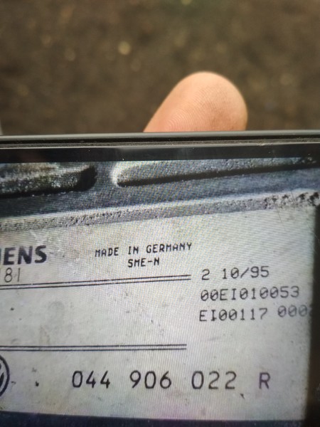 ЭБУ двигателя 044906022R   Volkswagen T4 (Transporter)