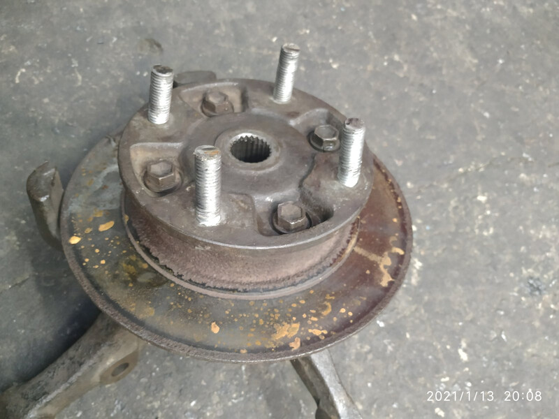 Передняя ступица правая Suzuki Swift  1988 хэтчбек 1.0 Бензин Одесса