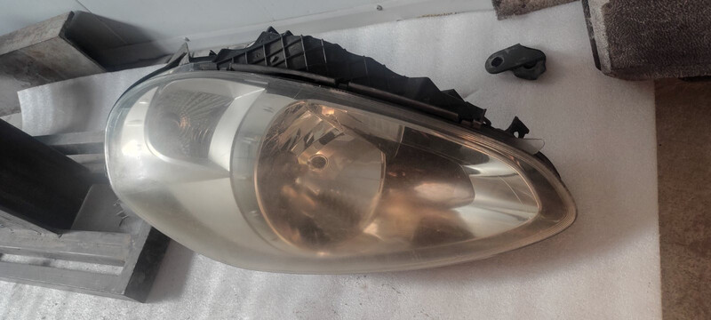 Фара передняя Fiat Punto Evo  2011 хэтчбек 1.4 Бензин 