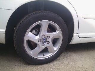 Диск литой Volvo S40  2012 2.0 Бензин Киев