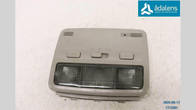 Плафон салона Toyota Avensis  2005 2.0 Бензин Черкассы