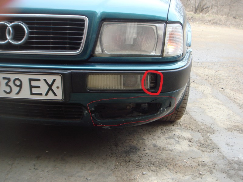 Повторитель белый Audi 80 B4  1992 1.7 Бензин 