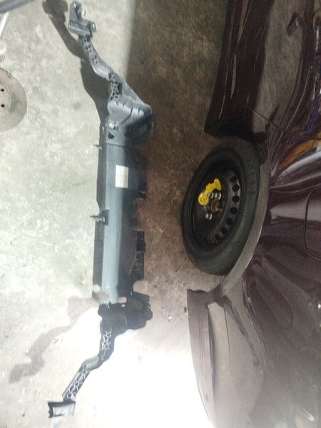 Передній телевізор над радіатором Lincoln MKZ  2017 2.0 Гибрид Київ