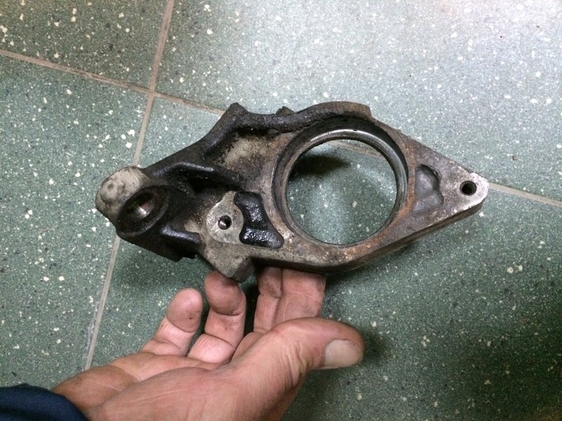 Корпус подшипника полуоси Opel Vivaro  2005 1.9 Дизель Хмельницкий