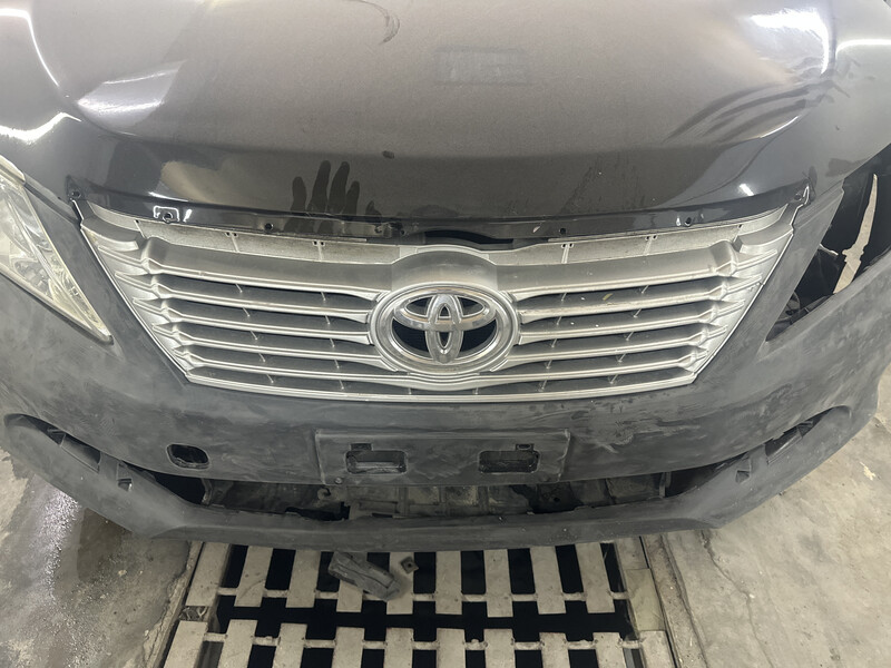 Решетка радиатора Toyota Camry 50  2013 2.5 Бензин Нежин