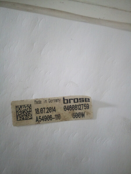 Вентилятор радиатора Volkswagen Amarok 2010 г.  2.0 л дизель Монастыриска