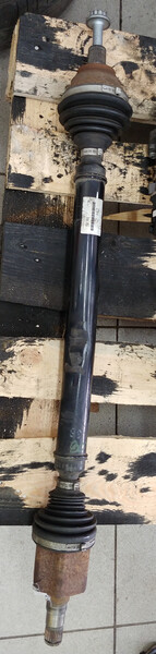 Піввісь права Volkswagen Jetta 7 2019 г.  Ровно