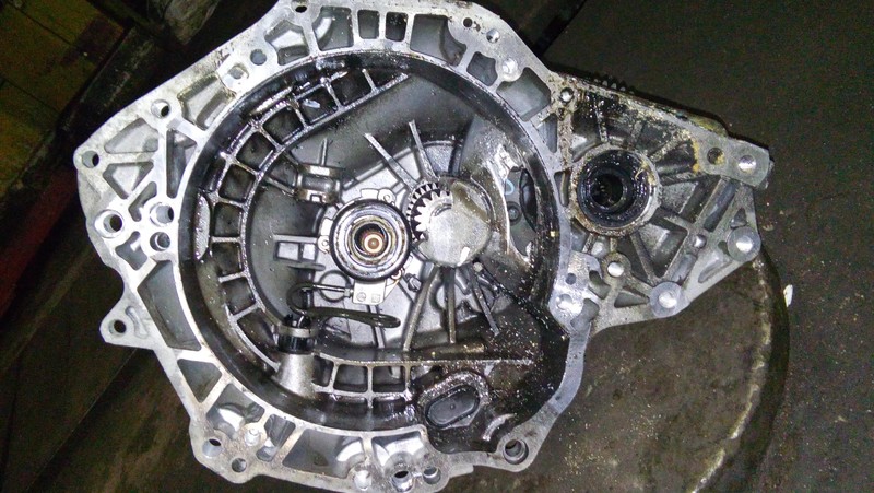 КПП Opel Astra универсал 2011 г.  1.3 л дизель Черкассы