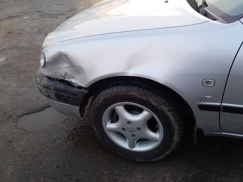 Крыло переднее Toyota Corolla E110  1998 хэтчбек 1.6 Бензин Одесса