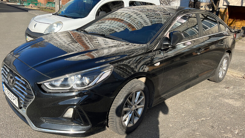 Левый никель возле фары Hyundai Sonata 7  2017 2.0 Бензин 