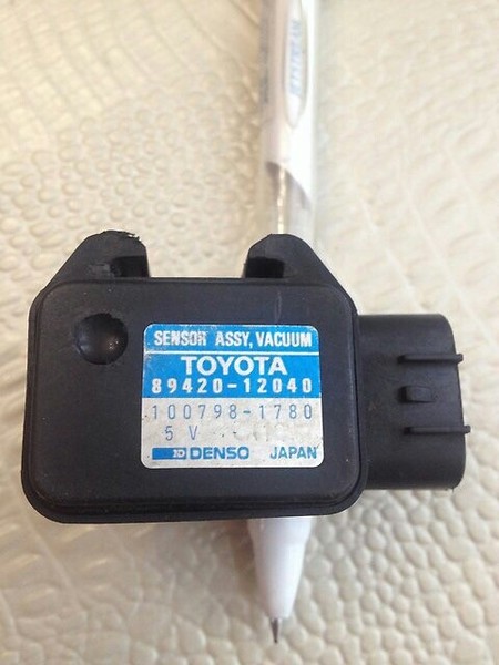 Датчик тиску повітря Toyota Corolla  1990 хетчбек 1.3 Бензин Львів