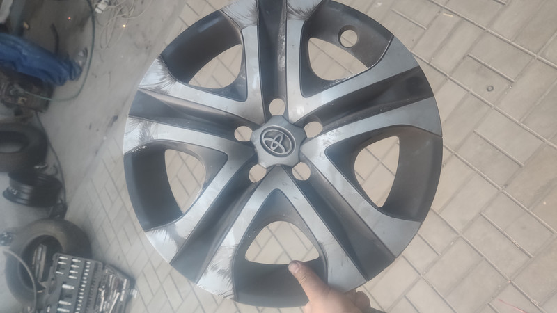 Колпак на диск колесный Toyota RAV4 2017 г.  2.5 л бензин Новомосковск