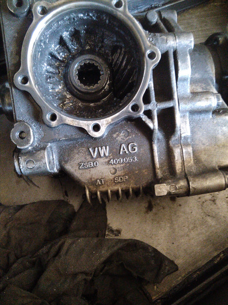 Раздаточная коробка Volkswagen Passat B6  2008 3.2 Дизель Умань