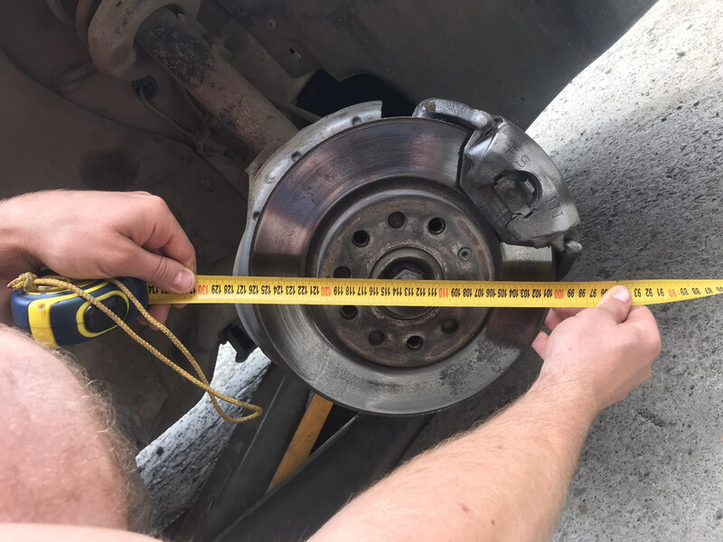 Опорный диск Volkswagen Caddy 3  2011 1.6 Дизель Вижница