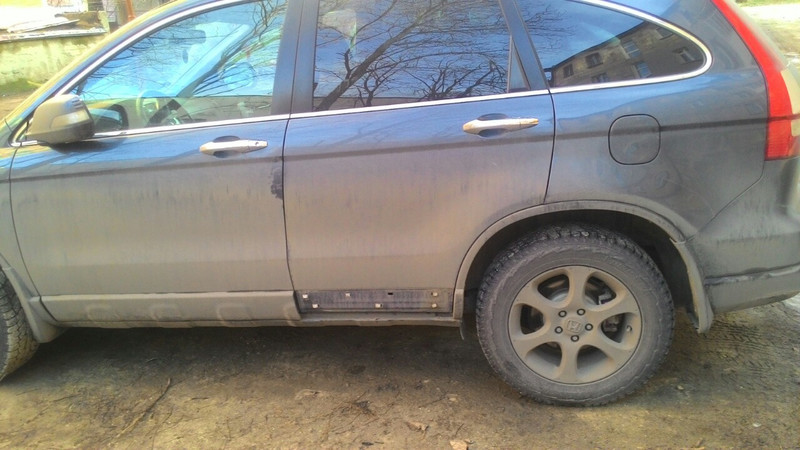 Накладка задней левой двери Honda CR-V 3 2007 г.  2.2 л дизель Херсон