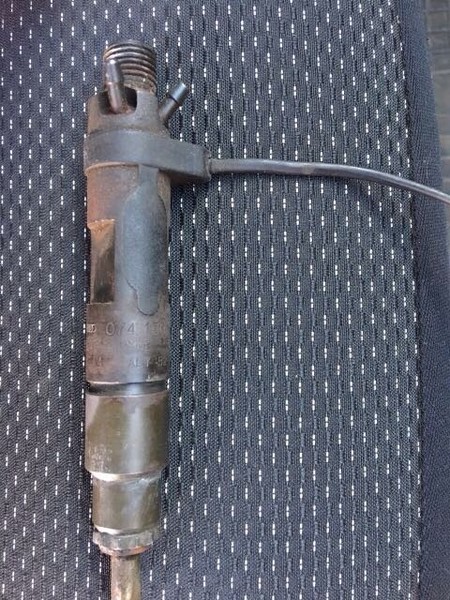 Форсунка управляющая 074130202 Н   Volkswagen T4 (Transporter)