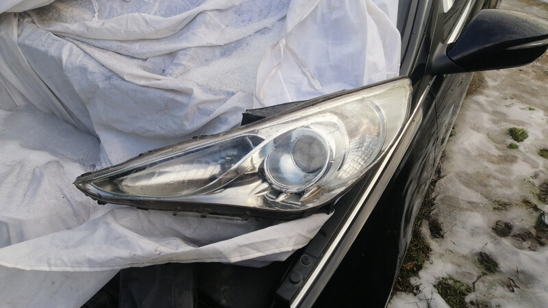 Фара левая и правая галоген Hyundai Sonata 6  2011 2.0 Бензин 