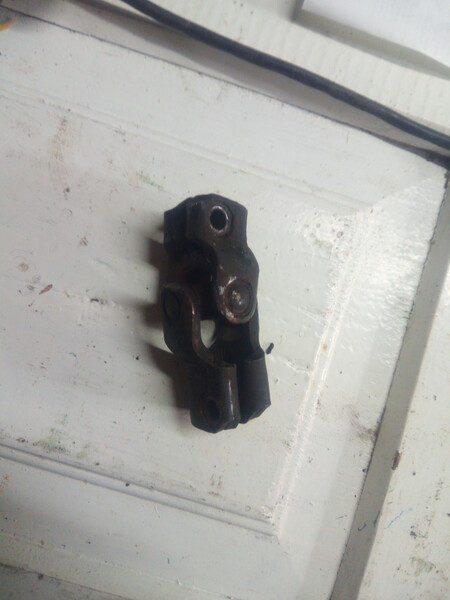 Крестовина рулевого вала Nissan Sunny B12  1988 хэтчбек 1.6 Бензин Оржица